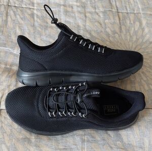 Easy Street Women's Black Athletic Shoes